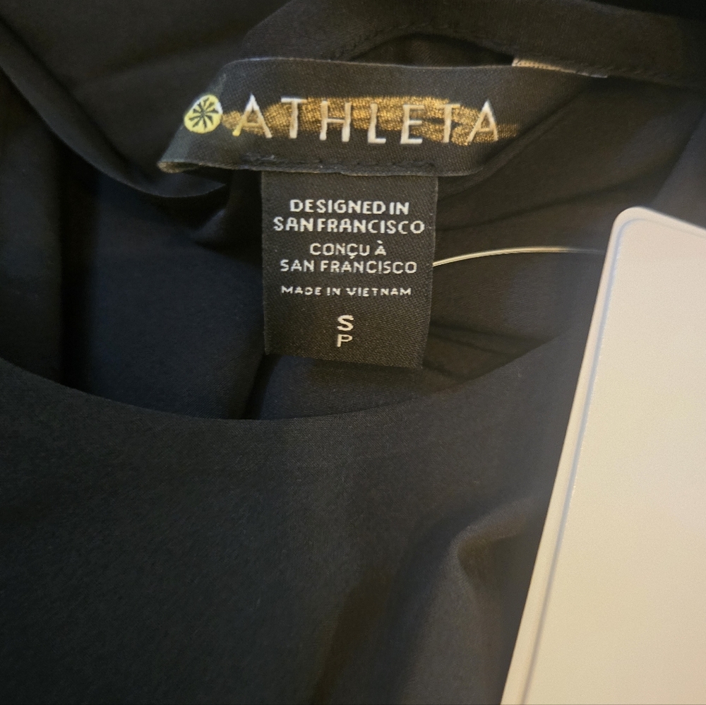 Athleta Zephyr Refined Tank NWT - Picture 4 of 9